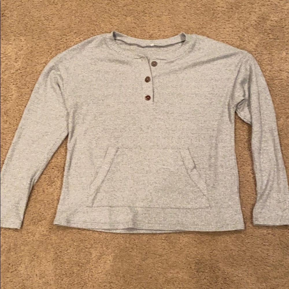 Gray long sleeve top with buttons